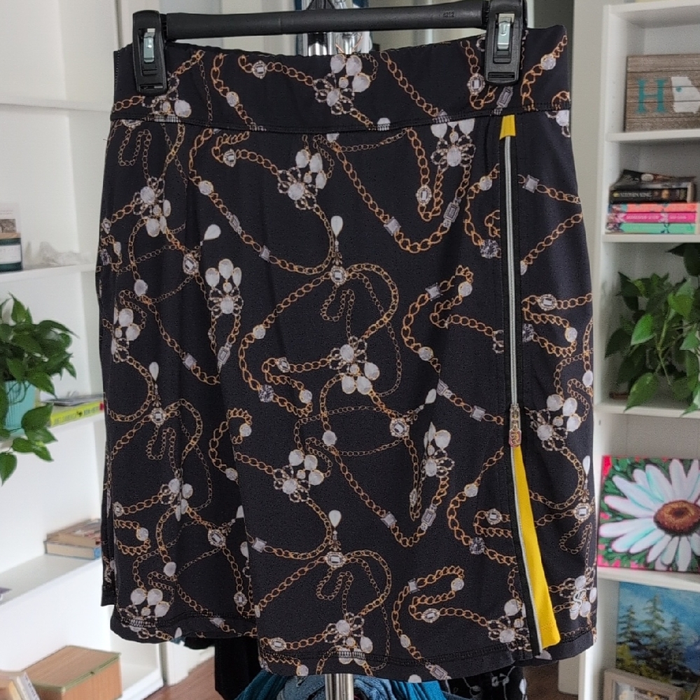 Chic Black Chain Print Skort with Yellow Accent